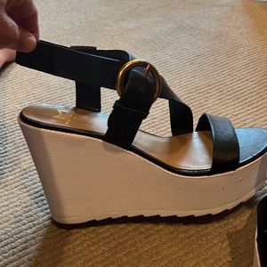 Marc Fisher Wedges